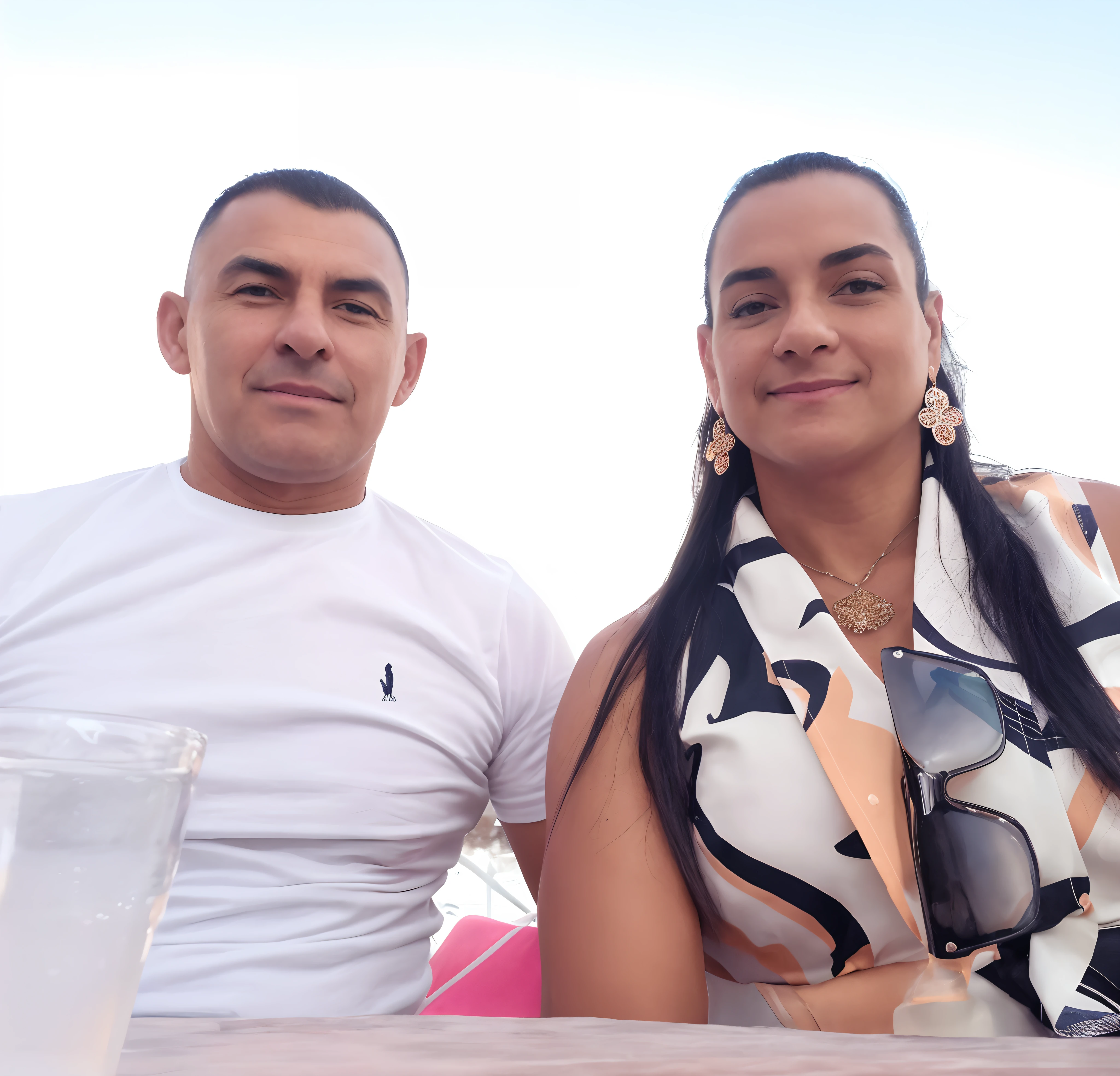 They're sitting at a table with a glass of water, momma and papa, imagem de perfil, Fotografia tirada em 2 0 2 0, Ayanamikodon e Irakli Nadar, Casal feliz, Retrato de duas pessoas, Lovely couple, foto de perfil, Foto realista, Directed by: Lee Loughridge, Jose Miguel Romano Francisca, imagem de qualidade muito baixa