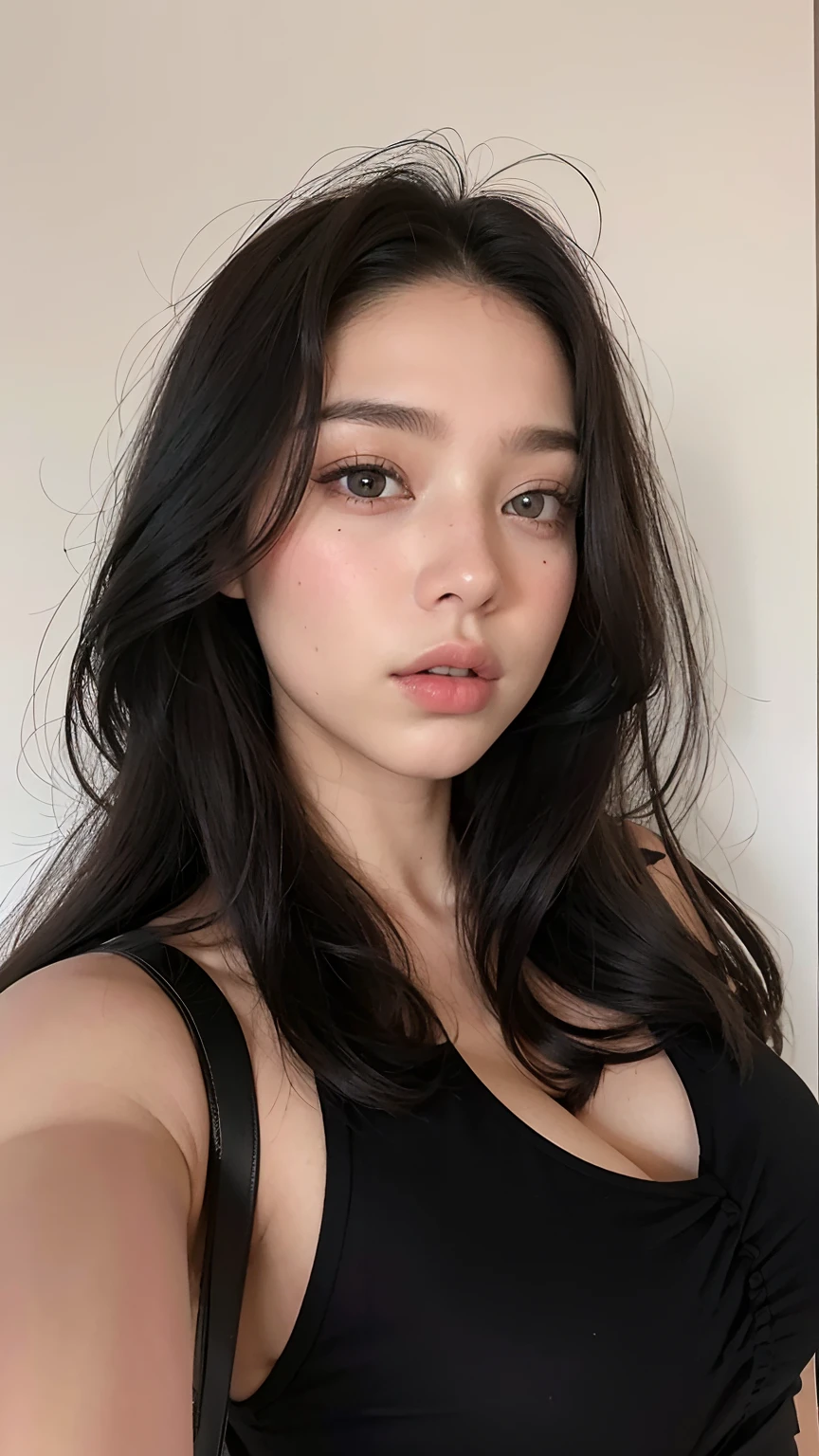 Un primer plano de una mujer con cabello largo y negro y una blusa negra, Retrato Sophie Mudd, Cara perfecta ), Anastasia Ovchinnikova, hermosa poarch, cara extremadamente hermosa, Kailee Mandel, Violeta Myers, 18 years old, pale-skinned persian girl, Atractivo rostro hermoso, Anna Nikolanova aka Newmilky, maravilloso cabello oscuro, Modelo de Instagram