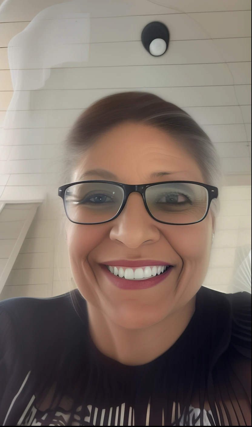 Mulher com cabelos compridos e um sorriso no rosto, taken in the early 2020s, imagem de perfil, Mulher de 30 anos de Cuba, tiradas no final dos anos 2000, Fotografia de 2 0 0 0, foto do snapchat, taken in the late 2010s