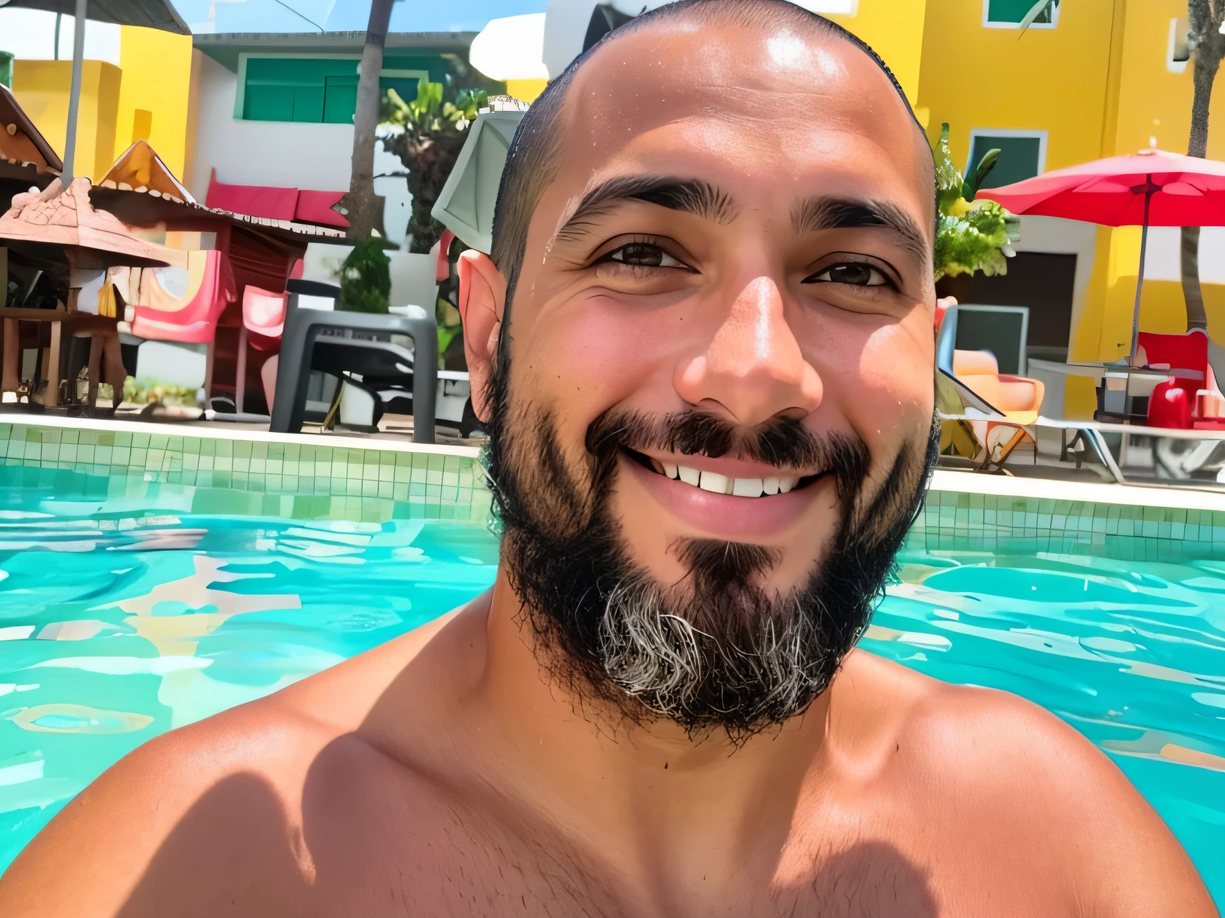 Homem sorridente em uma piscina com um guarda-chuva vermelho no fundo, Homem de 4 0 anos, (38 anos), Homens de 45 anos, 3 6 anos, 38 anos, 3 2 anos, david rios ferreira, cerca de 3 5 anos, 3 5 anos, 35 anos, careca com barba curta, caio santos