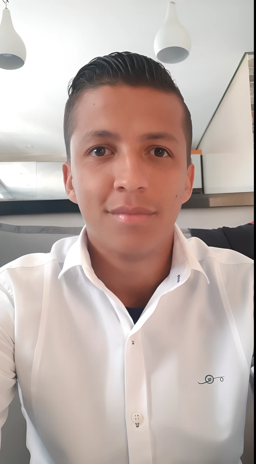 There's a man standing in front of a mirror wearing a white shirt, Mohamed Chahin, em torno de 1 9 anos, Anos Imane, taken in the early 2020s, andres rios, Riyahd Cassiem, imagem de qualidade muito baixa, Mulher de 30 anos, 3 0 anos de idade mulher, caio santos