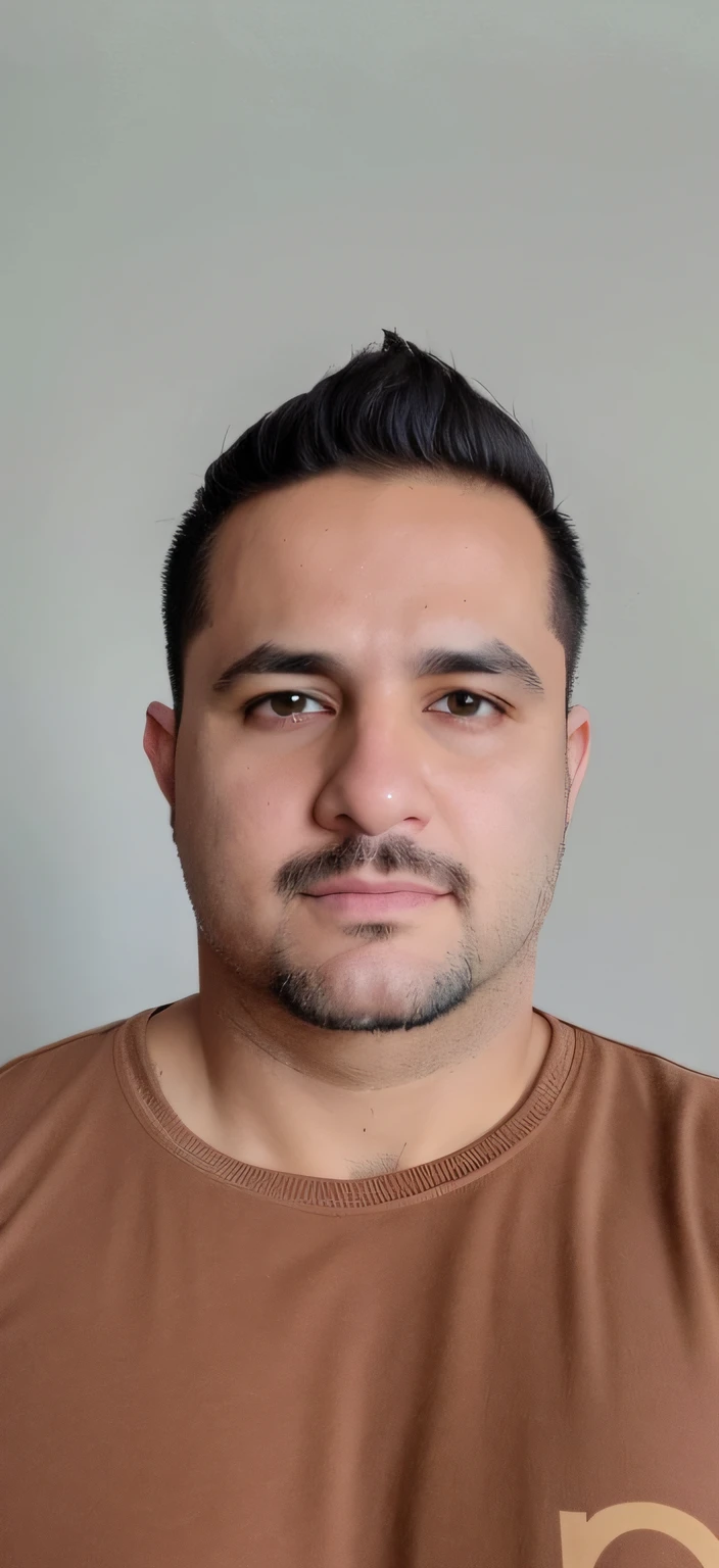 There's a man in a brown shirt and a brown shirt, imagem frontal, foto de perfil headshot, david rios ferreira, sem barba, Streamer do Twitch / Jogador Ludwig, andres rios, imagem do rosto, Foto realista, Atarracado, sem barba e bigode, victor maristane, neckbeard, Aykut Aydogdu, Fotografia selfie 8k, foto de perfil profissional