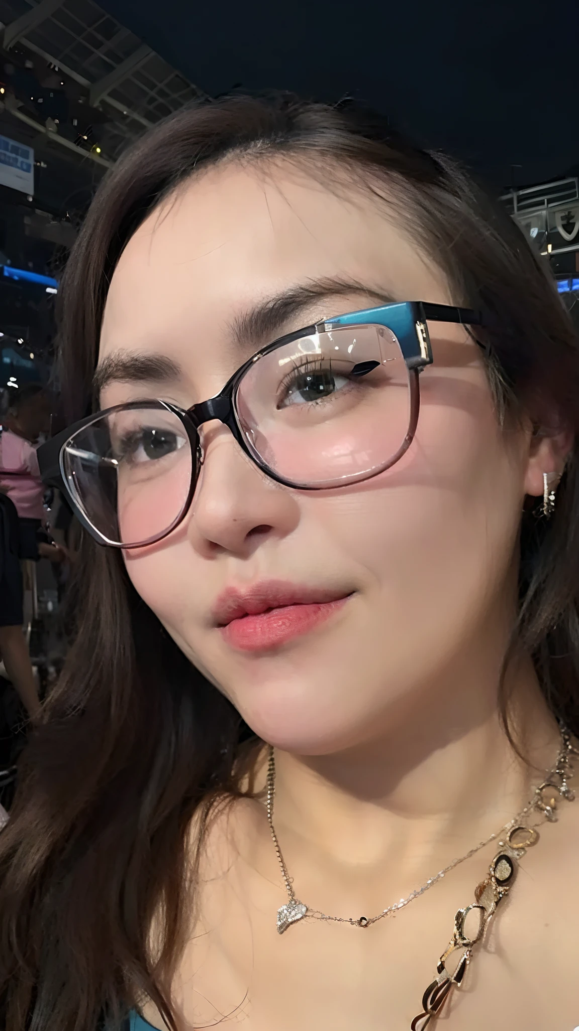 There's a woman with glasses and a necklace at a baseball game, wearing thin large round glasses, wearing black rimmed glasses, wearing small round glasses, thick glasses, wearing black frame glasses, Mulher de 30 anos, 3 0 anos de idade mulher, selfie shot straight on angle, with glasses on, foto de perfil headshot, She wears Harry Potter glasses