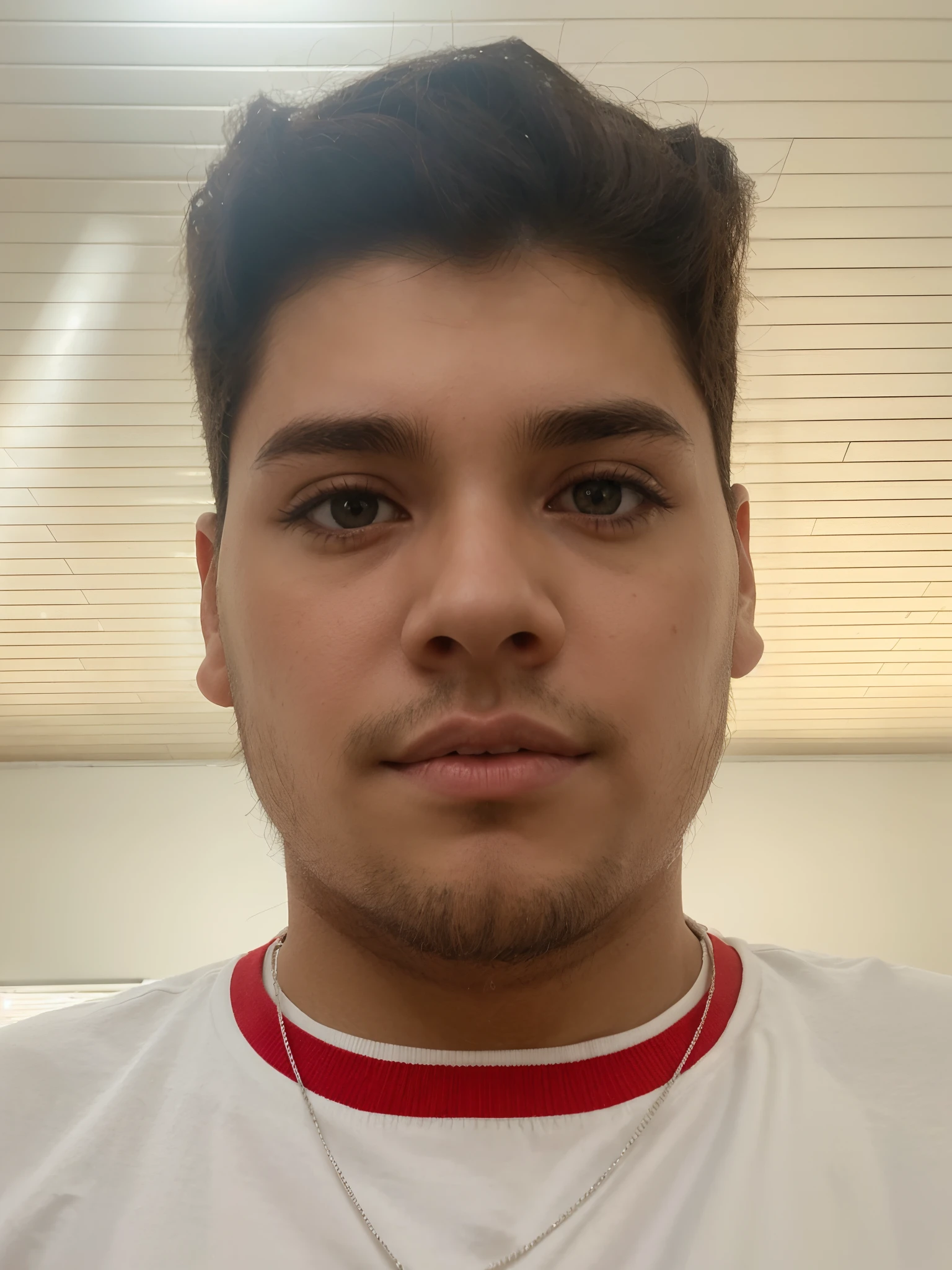 anime menino de 19 anos, olhos pretos, brown hair, medium hair, 8k, imagem de detalhe, Vestindo roupa preta, cantando , Shy, tocando de um ukulele, fundo deve estar nas ruas a noite inteira.