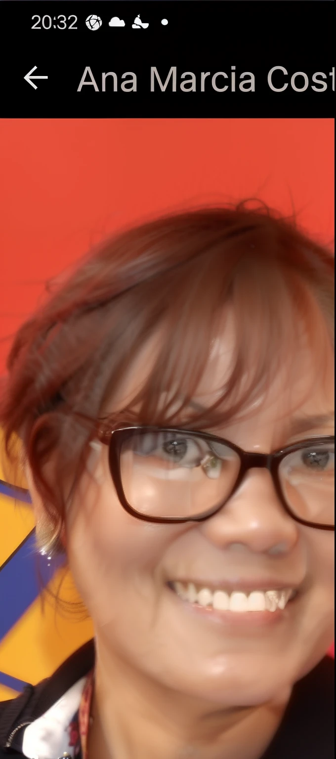 Smiling woman with glasses and a black jacket holding a mobile phone, foto do perfil, foto de perfil, imagem de perfil, foto de perfil, Magalie Villeneuve, Tamara de Lepika, Alanis Guillen, taken in the early 2020s, Roxie Vizcarra, foto em alta, imagem do avatar, foto de perfil headshot, Anos Imane, Tran Ross