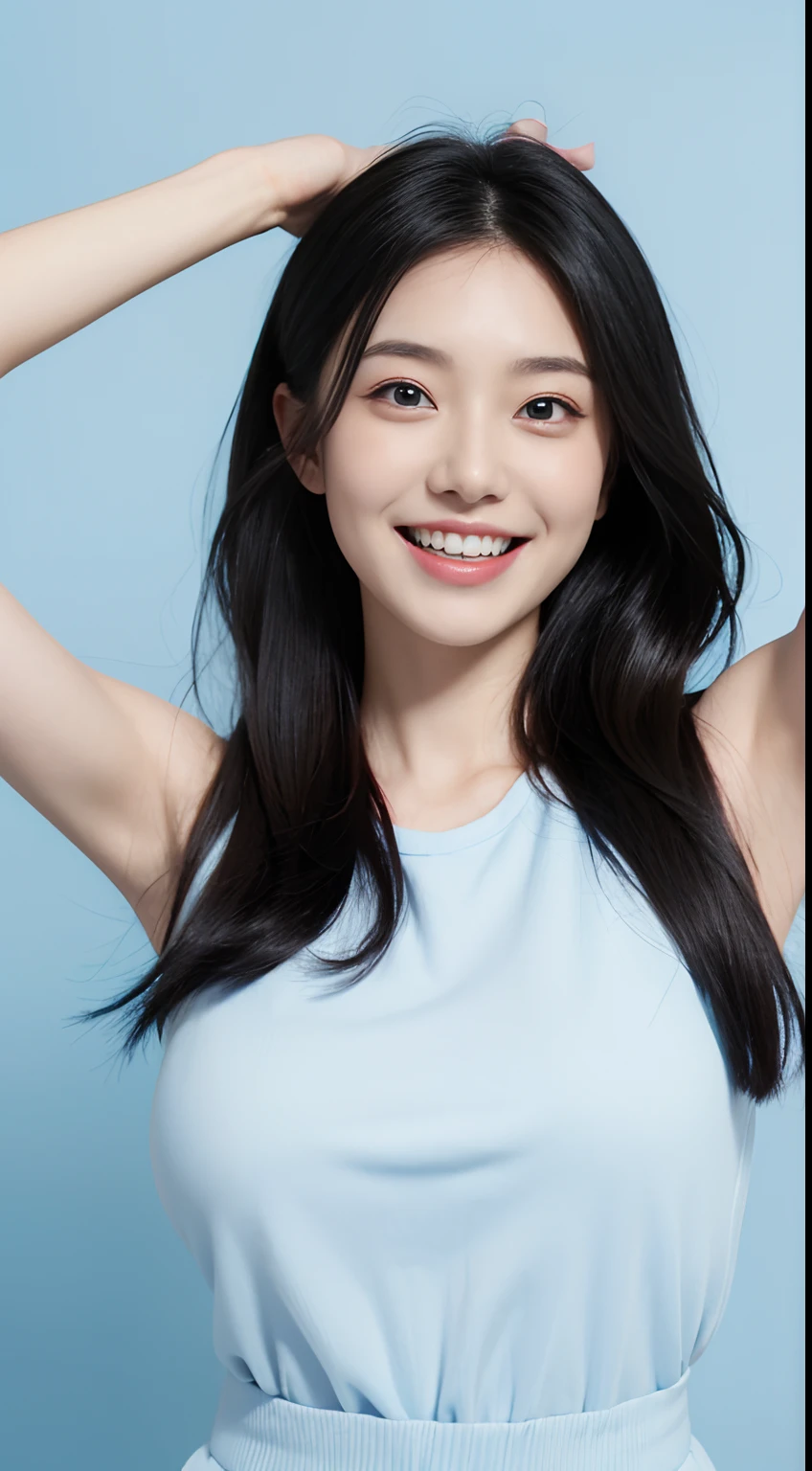 Light blue background、A woman is showing her teeth、White teeth、Beautie、Kurokami、big eye、Smile at your audience、
