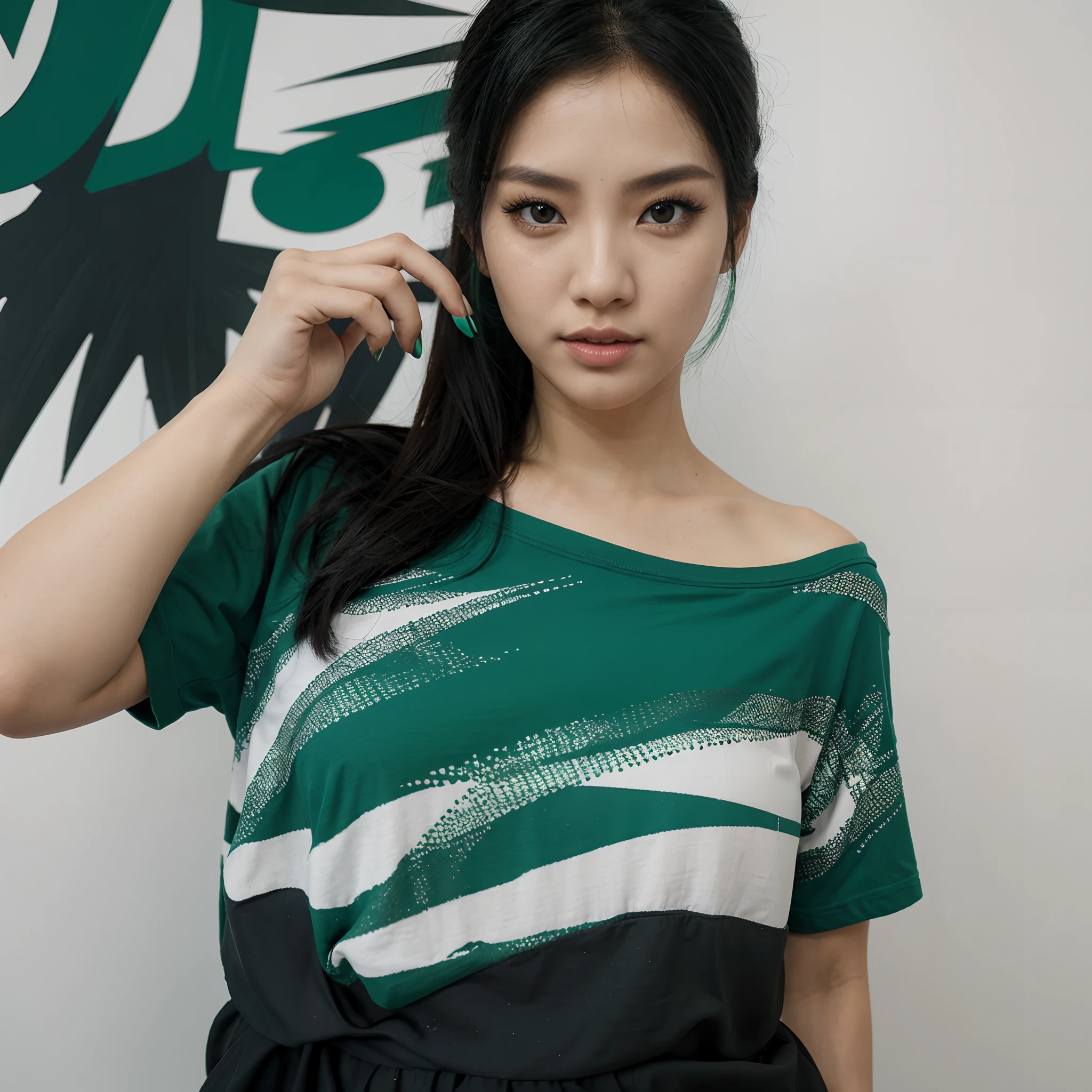 Coreana, olhos bem puxados, com blusa de frio preta, blusa com o Zoro, unhas pretas, olho verde