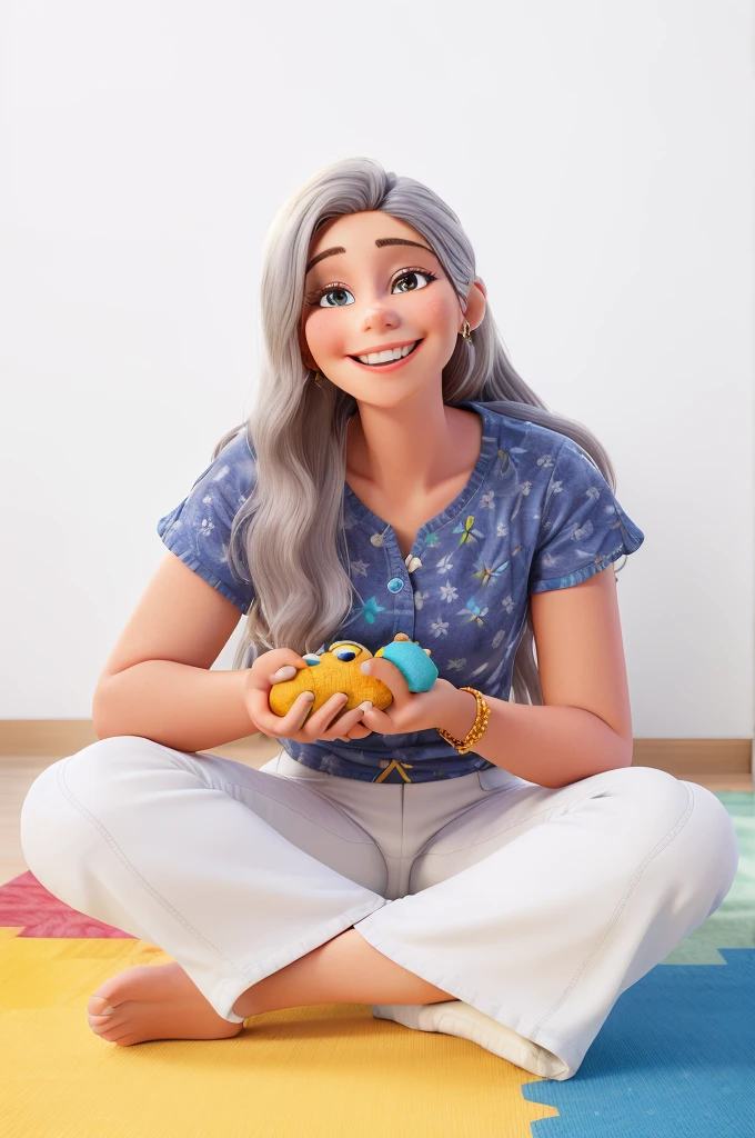 Mulher de cabelo liso claro, sorrindo, Sitting cross-legged on the floor on top of a colorful eva rug, with white pants and blue printed suede, elbows resting on legs and holding small toys in the palm of your hand