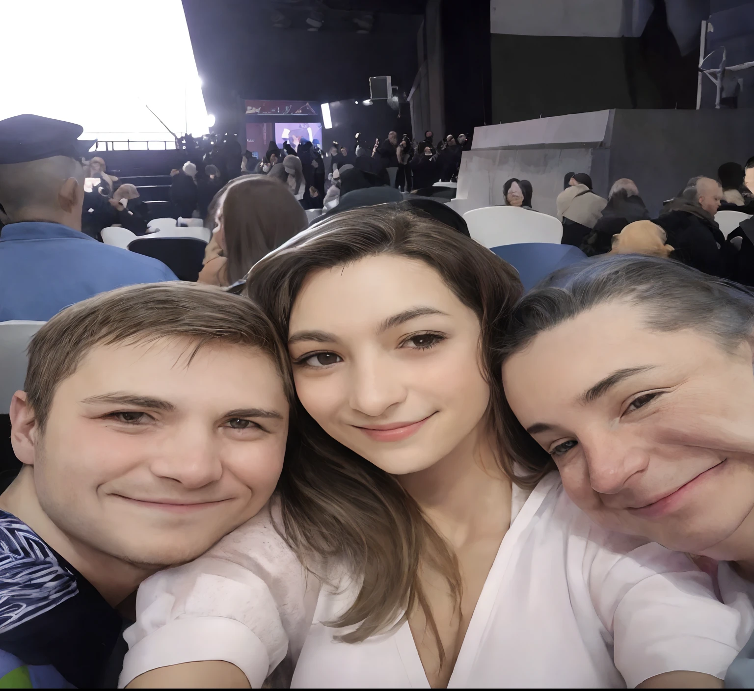 there are three people that are posing for a picture together, audience selfie, Directed by: Nandor Soldier, marido esposa e filho, Fotografia tirada em 2 0 2 0, imagem de qualidade muito baixa, audience in the background, divertindo-se, Directed by: Márta Lacza, pessoas bonitas, foto selfie, foto muito precisa