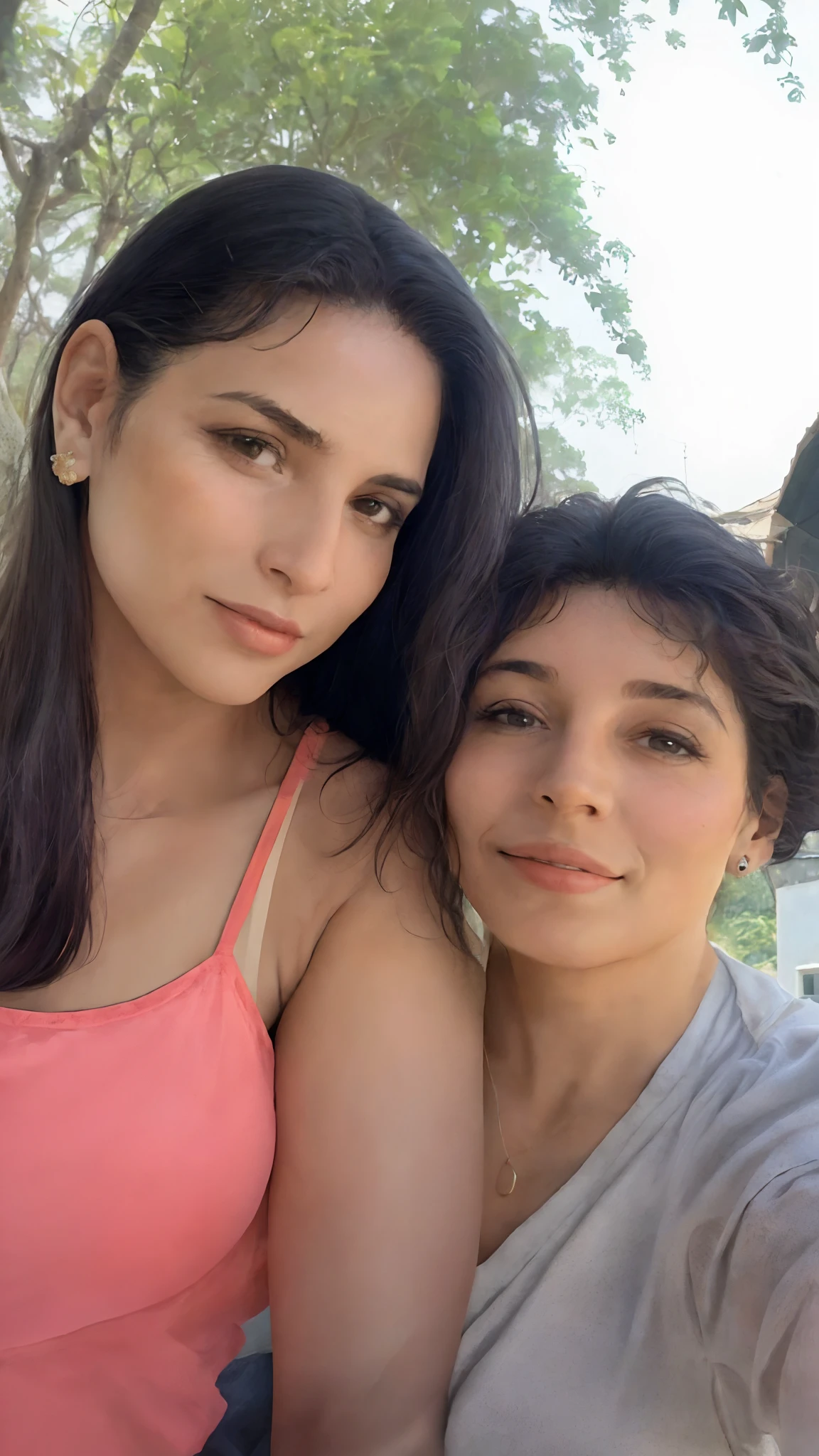 There are two women who are taking a selfie together, imagem de perfil, 3 5 year brazilian mother, foto do perfil, Malika Favre, taken in the early 2020s, foto de perfil, Directed by: Daniel Lieske, Karla Ortiz, imagem de qualidade muito baixa, Mulher de 30 anos, 3 0 anos de idade mulher, arte mista