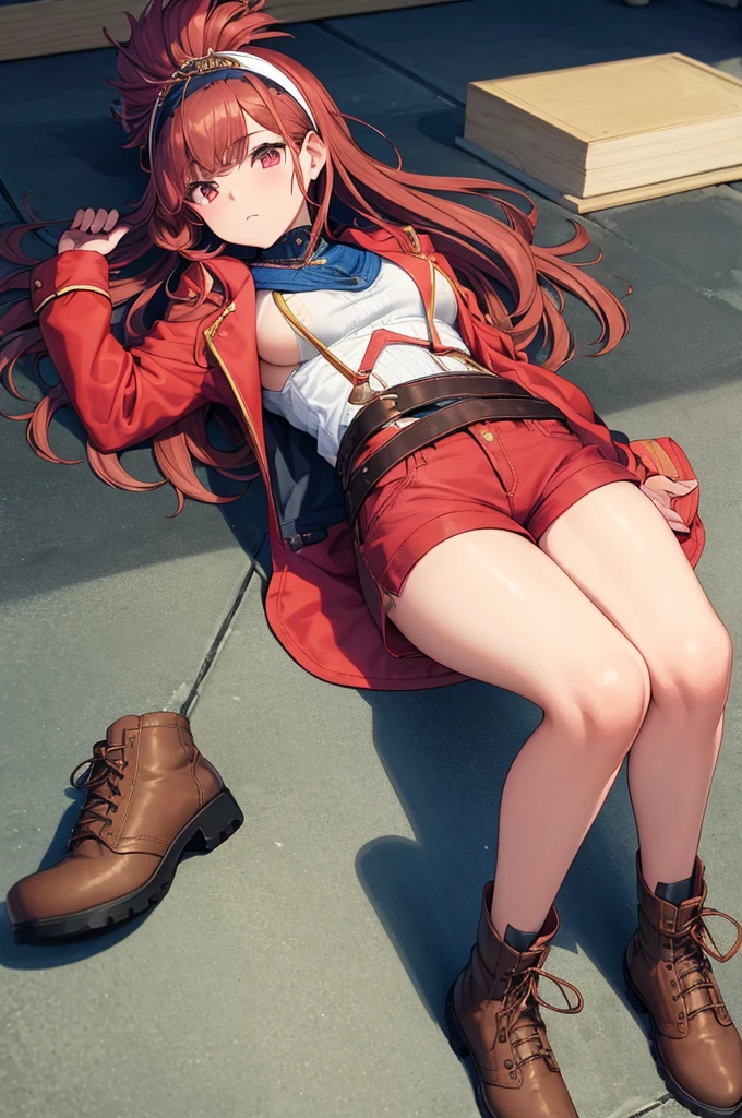 1girl, sozinho, shorts, Luvas, belt, kalap, Headband, jewel, Red shorts, penteados marrons, coxas, short shorts, roupa de noiva, colar, olhos castanhos, single glove, ornamento de cabelo, grampo de cabelo, colar de estrelas, toeless footwear, couro, estrela (simbol), white headwear, luvas marrons, Botas, penteado curto, Coxas, cinto de couro, faixa marrom, luvas de couro, suit jacket, faixa azul, umbigo, Botas de coxa, jaqueta sem mangas, bolsa de coxa, coxas brancas, 鎖骨, jaqueta amarela, brown footwear, clivagem, seios grandes, ((pernas abertas:1.4)), ao ar livre, sentado