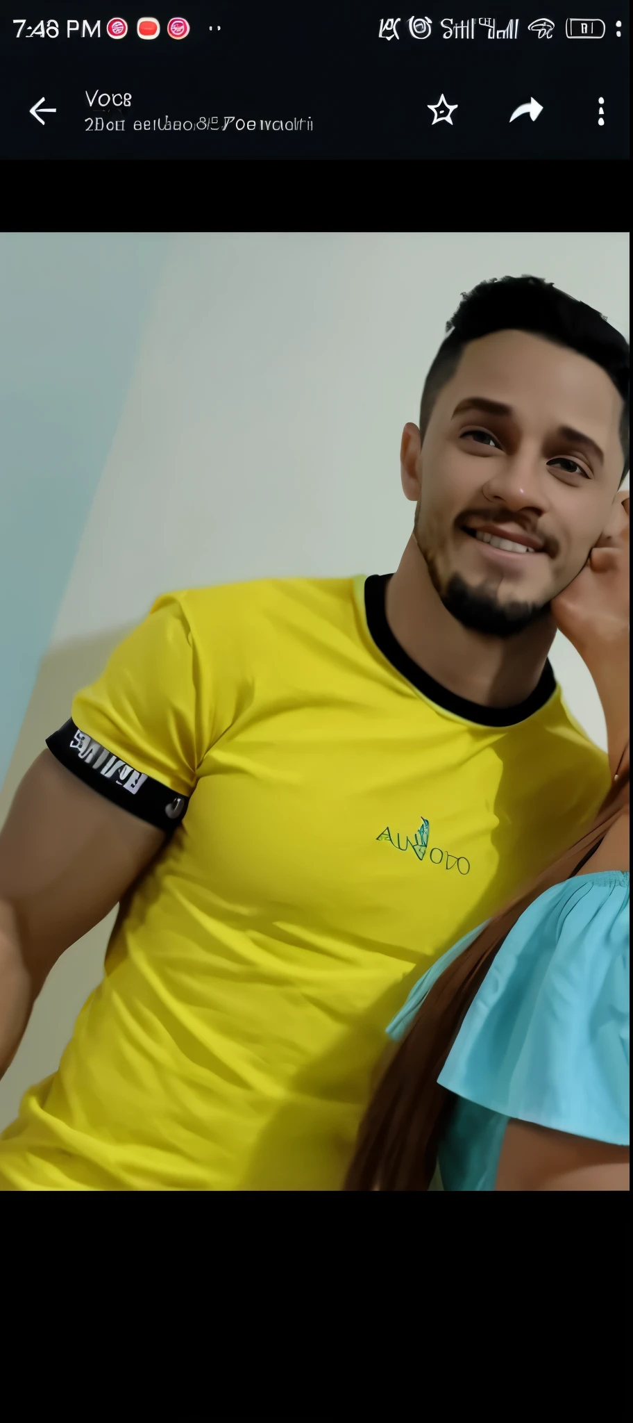 Imagem inspirada na Disney Pixar 3D, de Um homem, branco , sorrindo , cabelo escuro, olhos castanhos, magro, alto e corpo sarado,