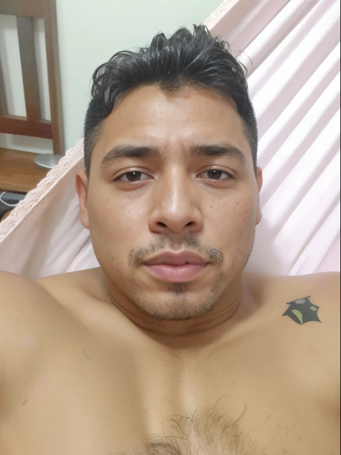 26-year-old man, cabello negro, ojos color negro, Sensual look at the camera