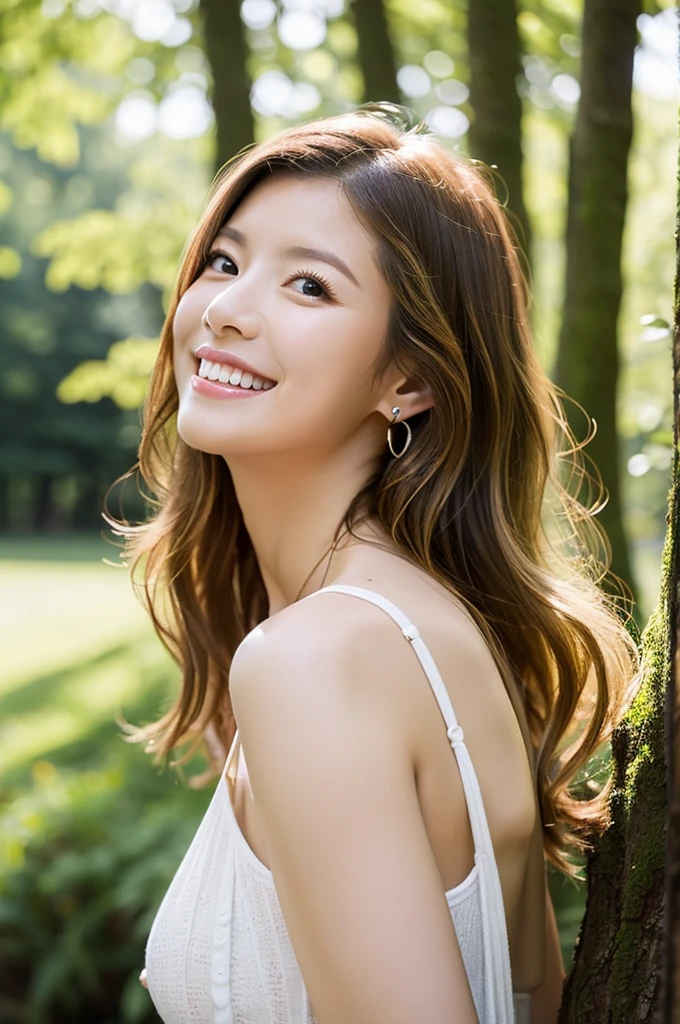 American white woman with unparalleled looks、dark blonde、Semi-long hair、Hair is wavy、blue eyess 、A slender、Out of focus background of open meadow in the forest、The sun filtering through the trees is beautiful、a smile、Look up diagonally、Slender but well-proportioned body with large breasts、Posing like a model、brush one's hair up one's ears、sitting at the base of a thick tree trunk、There must be space above the head、Breast bare