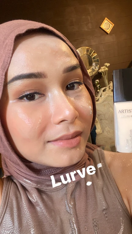 White liquid on face, cumshot, wet singlet, wet body, close up