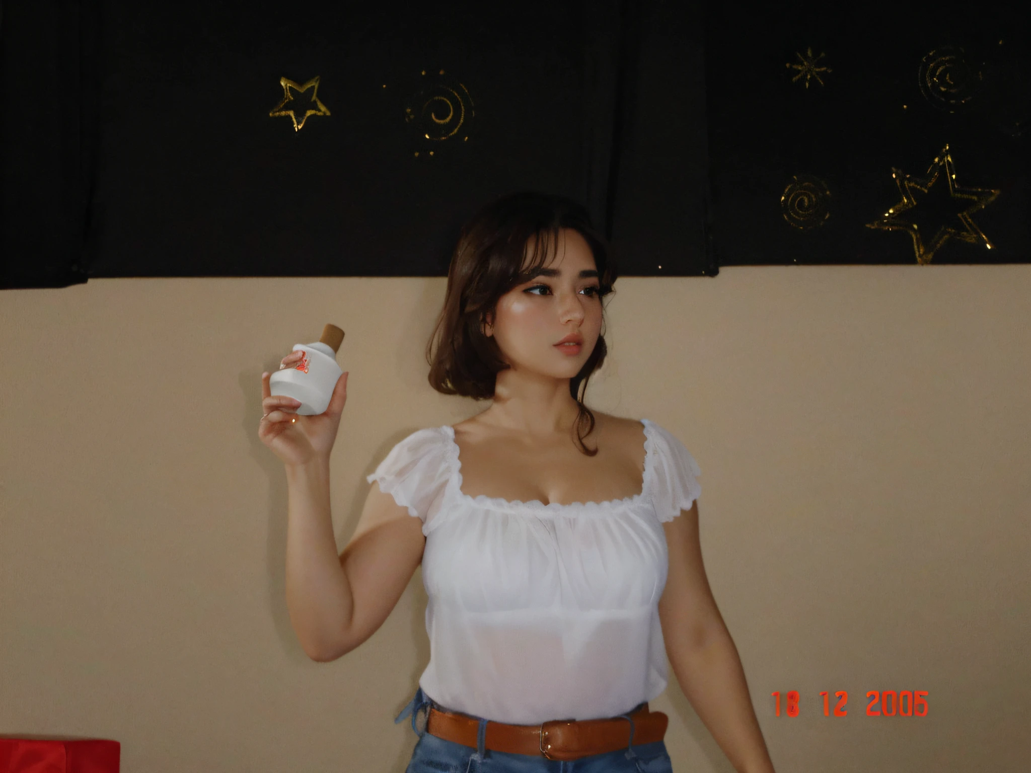 ((realistic lighting、qualidade superior、8k、obra prima:1.3))、Clear focus:1.2、1girl em、Beleza Corporal Perfeita:1.4、Tipo de corpo de glamour、((cabelos castanhos escuros、Seios colossais:1.4))、Rua、Cara super fina、olho fino、Droopy Eyes、long and abundant eyelashes、moist eyes、olho grande、thick, chubby lips、Double eyelidm、Specific girls、mulher solo、Nas montanhas nevadas、