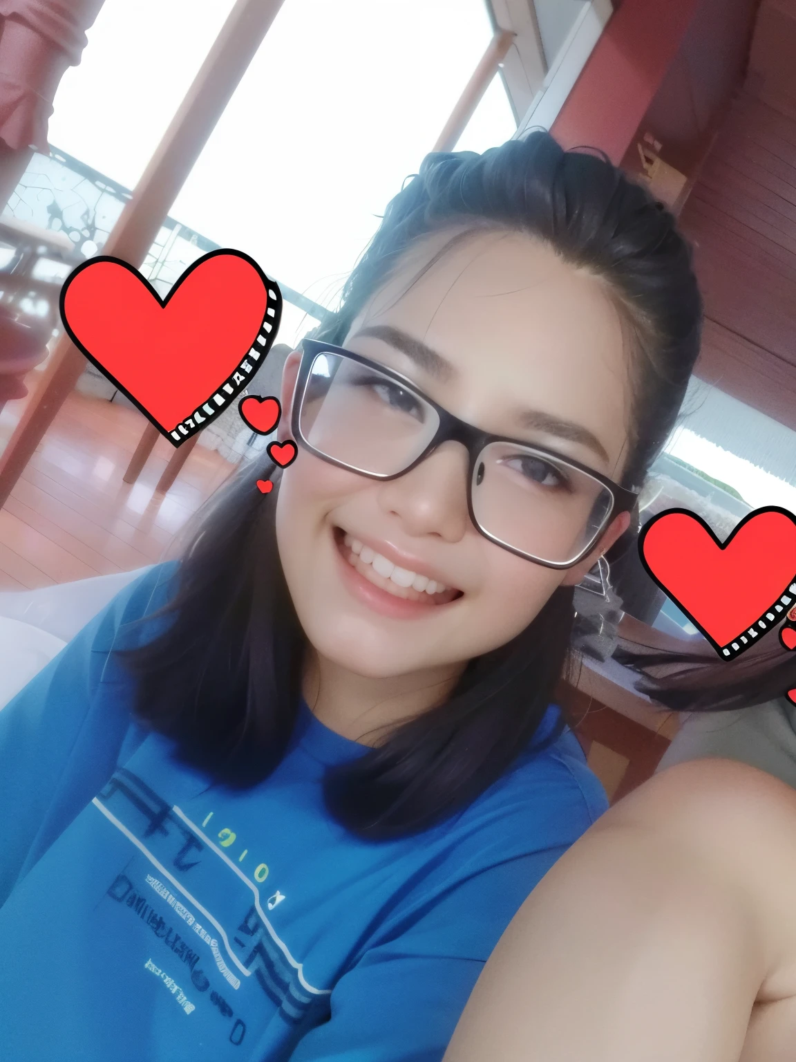 there are two girls sitting together with hearts, bonito ligeiramente nerd sorriso, imagem de qualidade muito baixa, foto de baixa qualidade, leve sorriso nerd, qualidade muito baixa, muito ligeiramente sorridente, Tumblr, qualidade muito baixa, small heart - shaped face, Imagem, full heart - face shaped like, leve sorriso bonito, Sorrindo loucamente, foto muito precisa, fotografia de baixa qualidade