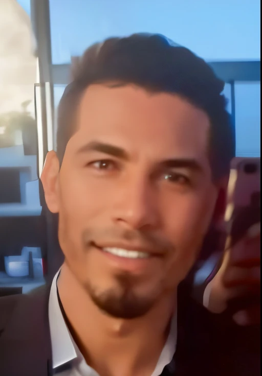 there is a man that is taking a selfie with his cell phone, Eduardo Rucha, silvio santos, david marquez, Cristiano Orrillo, David Villegas, david rios ferreira, victor maristane, danilo torres, foto de um homem, foto de perfil, Miguel Iglesias, andres rios, Brian Pulido, foto de perfil headshot, uma foto de um homem