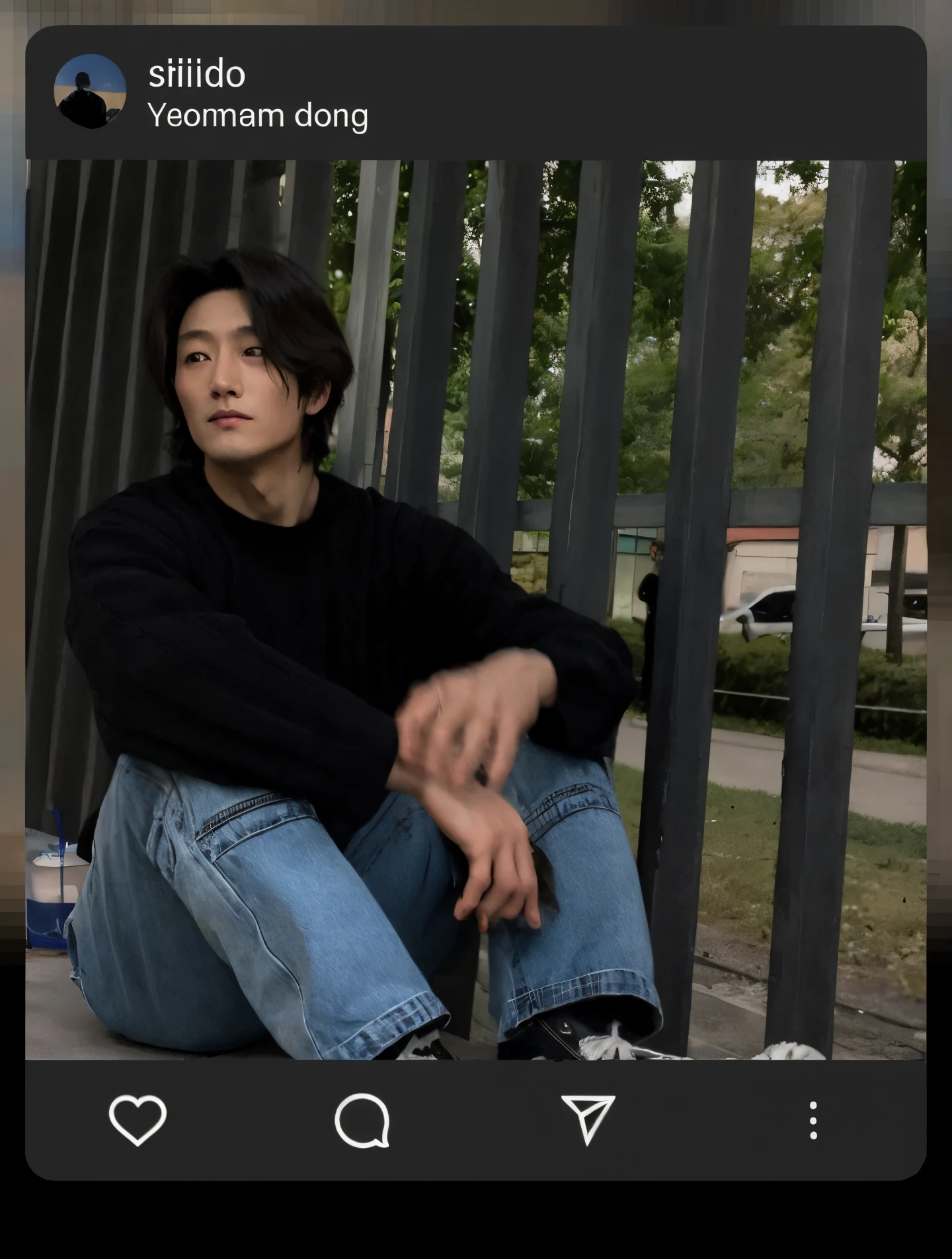 Man in denim shirt and black pants with arms crossed, Cai Xukun, Hyung Tae, Jungkook, Shigeto Hirai Yuya, Shigeto Koyama, Jinyoung Canela, Jia Ryan, brilhante da chuva, Wonbin Lee, Yanjun Chengt, Estilo de Kentaro Miura!!!!, Ruan Jian