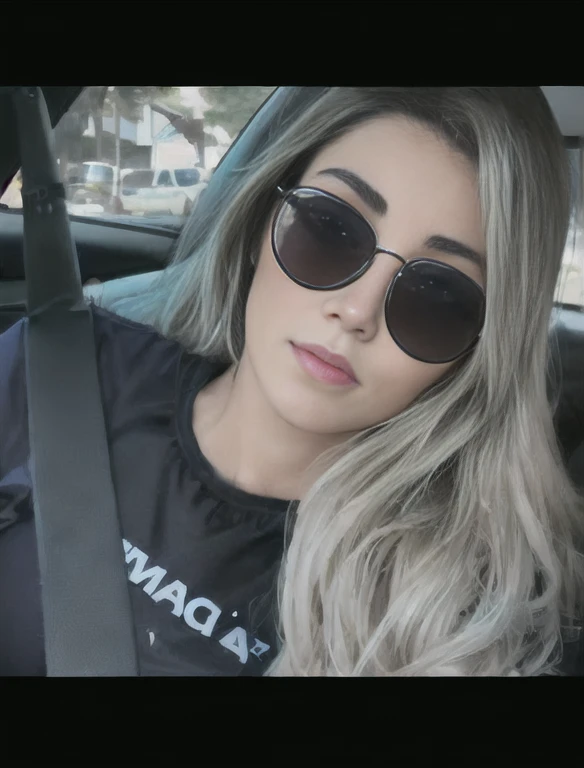 puffy woman with sunglasses and black shirt in a car, Lorena Avarez, Ayahausca, Marischa Becker, Mulher de 30 anos, 3 0 anos de idade mulher, Alanis Guillen, fernanda suarez, Parece Fabiula Nascimento, Angiewolf, Mia califa, longos cabelos cinzas, perfeitamente sombreado, Violeta Myers