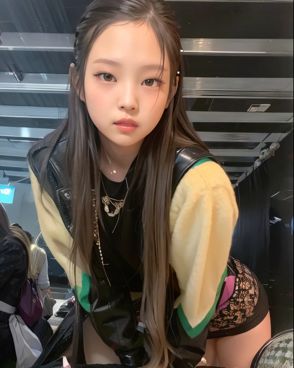 there is a woman who is sitting with a cake, jennie blackpink, jossi do blackpink, Gongbi, Parque Roseanne do Blackpink, Retrato de Jossi de Blackpink, jisoo do blackpink, Jisoo do Blackpink, louise zhang, Miko, gemma chen, 😭 🤮 💕 🎀, Kimi Takemura, Lulu Chen, Ruan Jia Lindo!, Shen Mingchen