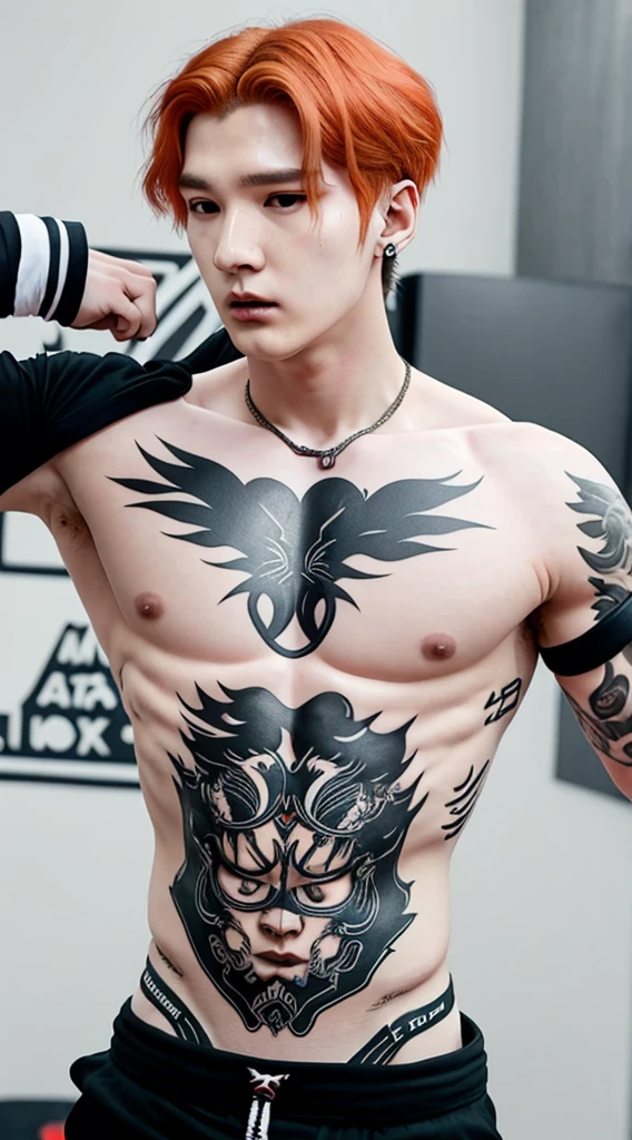 Yoongi de bts con pelo naranja, fuerte, musculoso tatuado