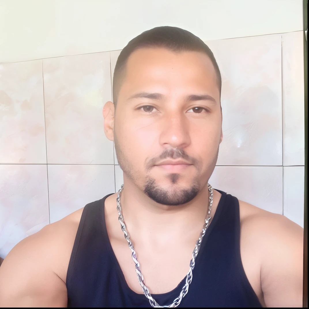 There's a man with a chain around his neck, imagem de perfil, foto de perfil, david rios ferreira, Ronaldo Luis Nazario de Lima, andres rios, encho enchev, foto de perfil, zigor samaniego, ástor alexander, Michal, 3 2 - ano - homem de idade, victor maristane, caio santos, Jose Miguel Romano Francisca