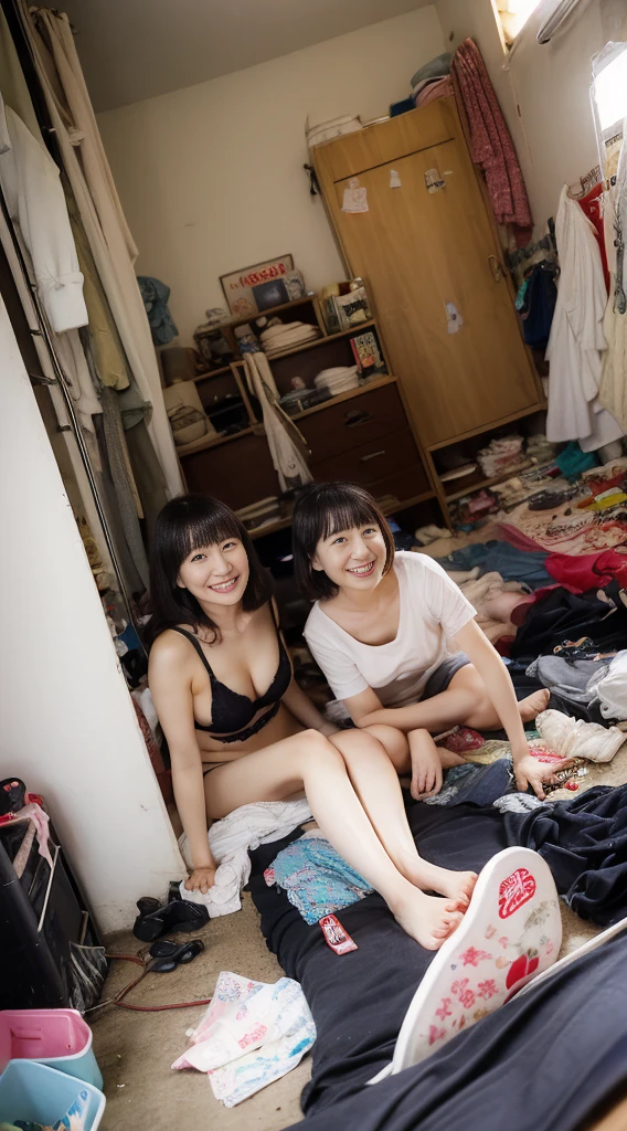 Mature and attractive woman、very small old underwear、Sukesuke、Smiling、large boob、Muchimuchi's body、bbw、A smile、Bedrooms、masterpiece、top-quality、Dirty room、Messy、full of trash、Dogs and cats、pet、Cigarette butts、alcohol