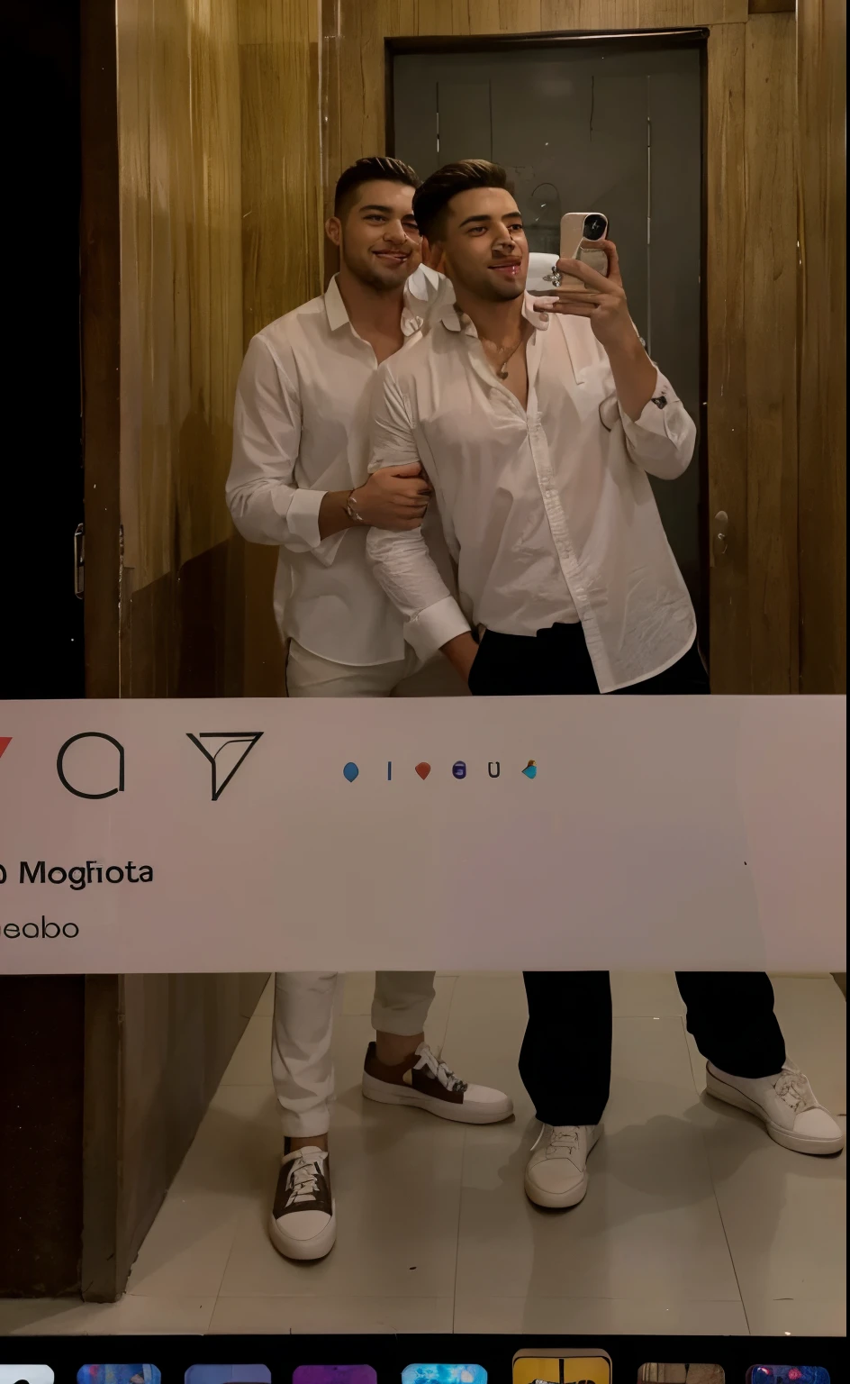 Novios, gays, pareja, fiesta, discoteca, esbelto, chicos, guapos, camisa, pants, morenos, enamorados