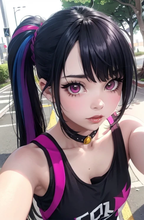 Chica con ropa de verano, Tiro superior,((Selfie)), pink eyes, cabello largo, fondo aleatorio, besar, Beautiful, senos grandes , mirada coqueta, ((muy detallado)), (Cara perfectamente detallada), (Mano bien detallada), Imagen fotorrealista. , hermosa chica adolesente , 18yr old , lindo maquillaje  , labios rojos , sombra de ojos morada , bolso a la moda , cabello azul largo , canello azul con mechas moradas