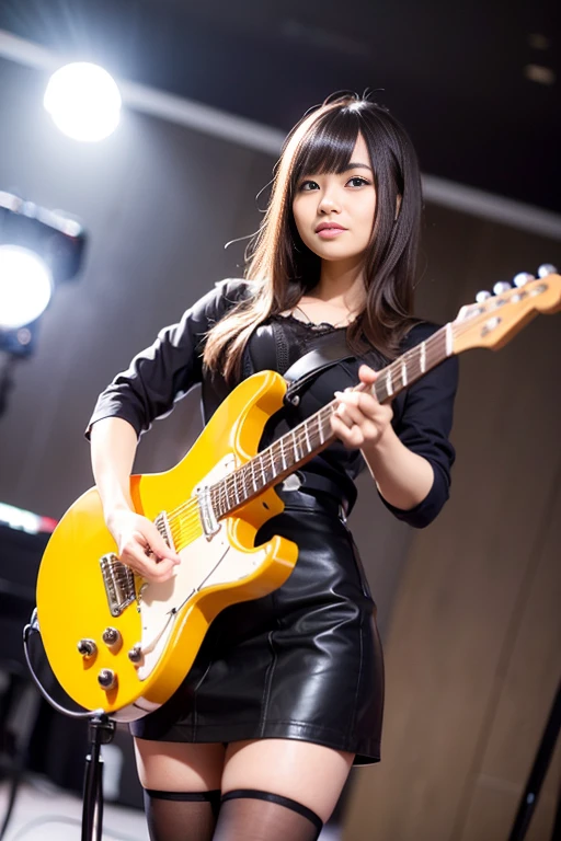 In my work as a musician、she is playing the electric guitar。lightly set brown hair、She is wearing a leather miniskirt and black pantyhose.々the pose。Professional staff are always present in the studio.、Bright lighting brings out her beautiful form。She faces the camera in a professional manner、Freely control changes in poses and facial expressions.。Feels like a professional photo shoot.、There&#39;Creative energy is everywhere.。This moment is、her artistic side、It can be said to be a special moment that combines the sincere attitude of professionals toward their work.。.