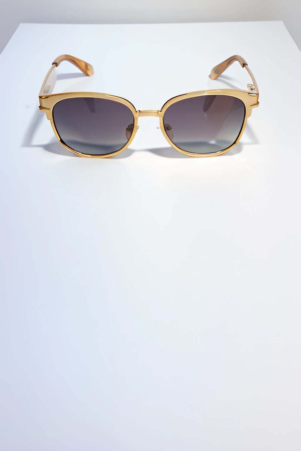 Blank page, sun glasses