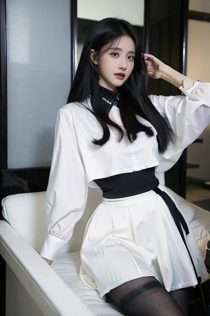 The most real,One wears a black hip skirt,Black stockings,White color blouse,The expression is very eye-catching,currently leading,perfect body figure