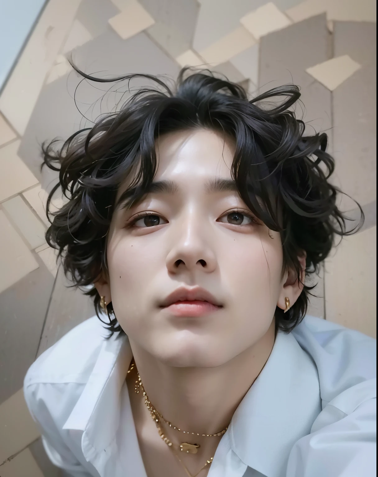 There is a man with a necklace around his neck and a necklace around his neck, Cai Xukun, Yanjun Chengt, inspirado em Yanjun Cheng, Jungkook, TaeJune Kim, ele tem cabelos castanhos curtos e cacheados, Yoongi de cabelos pretos, foto de perfil headshot, foto hiper real, Hyung Tae, taken in the early 2020s, Jinyoung Canela