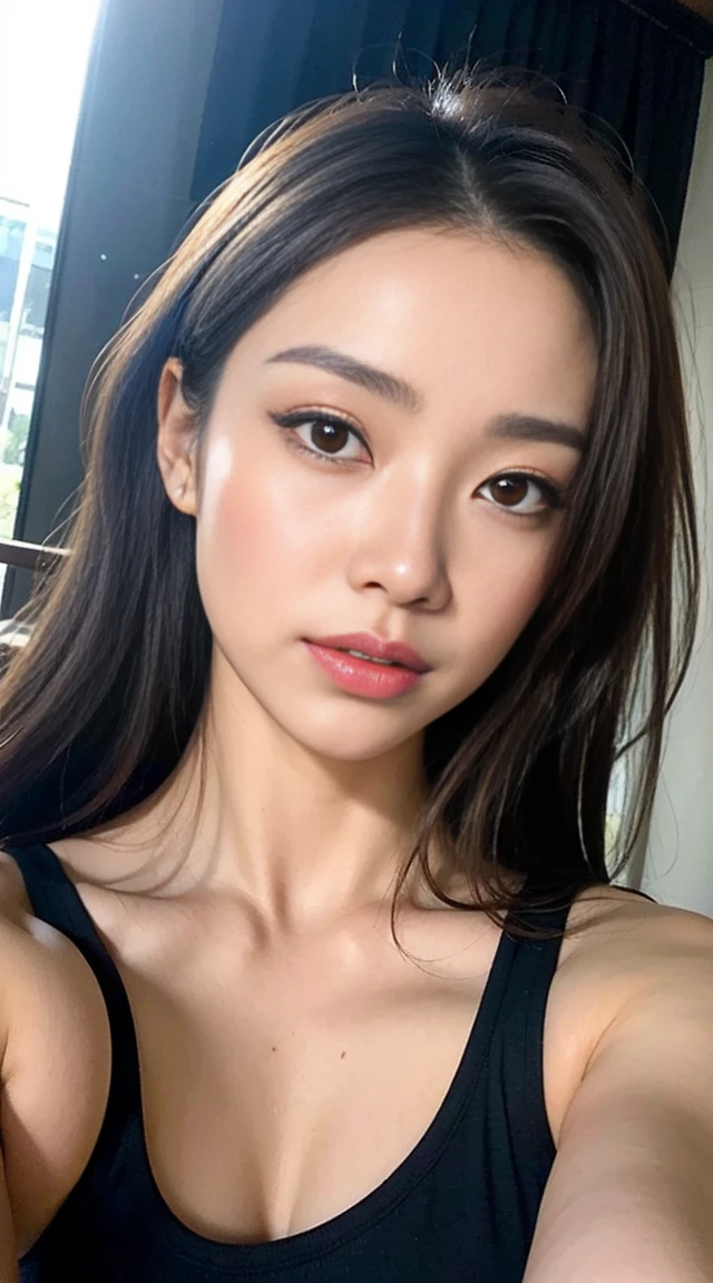 dark brown hair、Light brown eyes、The face of the Japan actress、adult lady、looks like him'i'i'I'm about 40 years old、(intricate-detail:1.2)、(top-quality:1.4)、 (超A high resolution:1.2)、超A high resolution、(A detailed eye)、(detailed facial features)、nffsw、8K resolution、length hair,fitness,I'm training in the gym,luxury gym,
