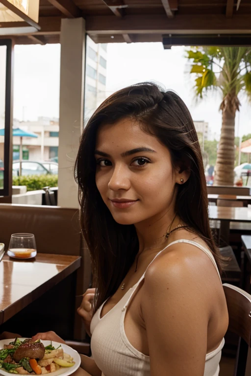 mulher jovem no restaurante