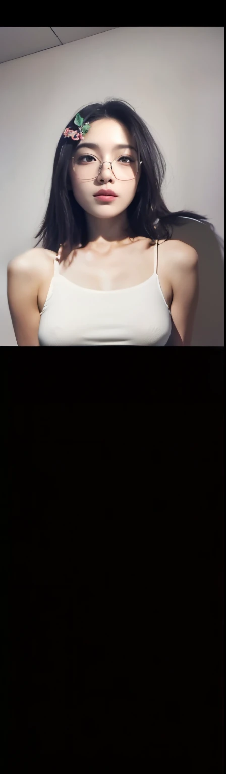 Long legs,Slightly leaking nipples