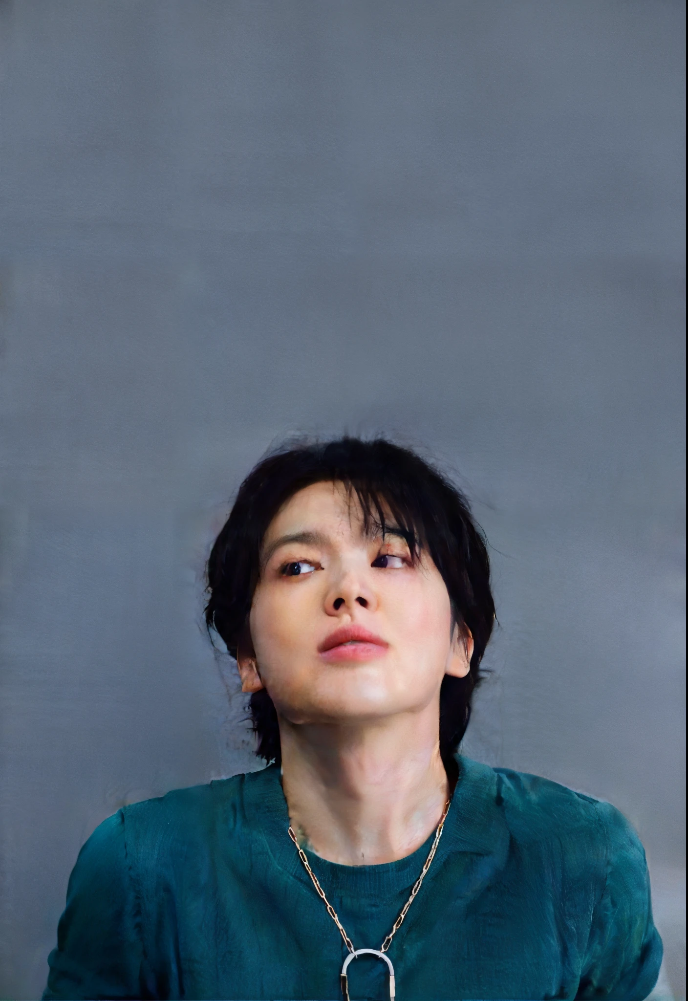 blurred image of a man sitting on the floor with his hands outstretched, Jimin, Toru Furuya, Yan, Directed by: Yanagawa Nobusada, Directed by: Tadashi Nakayama, Causas Yasumoto, Hyung Tae, Cai Xukun, Jung Jaehyun, Parque Jimin, com cabelos curtos, Artista olha yokoyama, TaeJune Kim