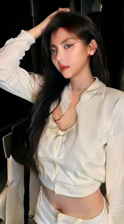 devastated woman in white top and white pants posing for a photo, marfim, Heonhwa Choe, Bae Suzy, Ulzzang, Jaeyeon Nam, Ji-Min, Lee Ji - Eun, Lee Ji-eun, Jinyoung Canela, Jiyun Chae, Sha Xi, suit jacket, ( preto marfim ), jia, bege, bolo