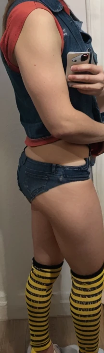 Blue denim short shorts