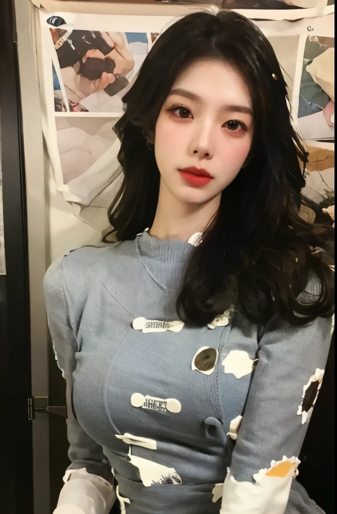 The highest image quality, tmasterpiece, super tall:1.4), Number of photos, 1 girl in,Highly Detailed Face and Skin Textur, 詳細な目, photorealistic eye, 美丽詳細な目, (Realistic skin), Attractive, Ultra-high sharpness, hyper realisitc, Very meticulous, the golden ratio, (sweatshirts, water leakage, hori'tas'too dark, be desperate, compassionate, Poor, 电影灯光, watery big eyes, watery big eyes, (Torn clothes: 1.5), ((wetclothes: 1.4)), bshoulders, True rain, Wet hair, ((Korea, of the whole body))