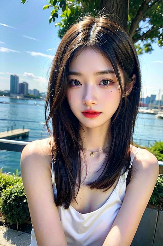 Top Quality、white skinned、Real human skin、(detailed)、Oval Face、Pores、超High Resolution A、(8K、Raw-Photo、Photorealcitic:1.4)、1 rapariga、Slimed、(lipgloss、eyeslashes、Glossy Face、Top Quality、超High Resolution A、Variety of lighting、natural shading)、swim wears、Seaside、Telegraph Esbian、Sixteen years old、short-hair