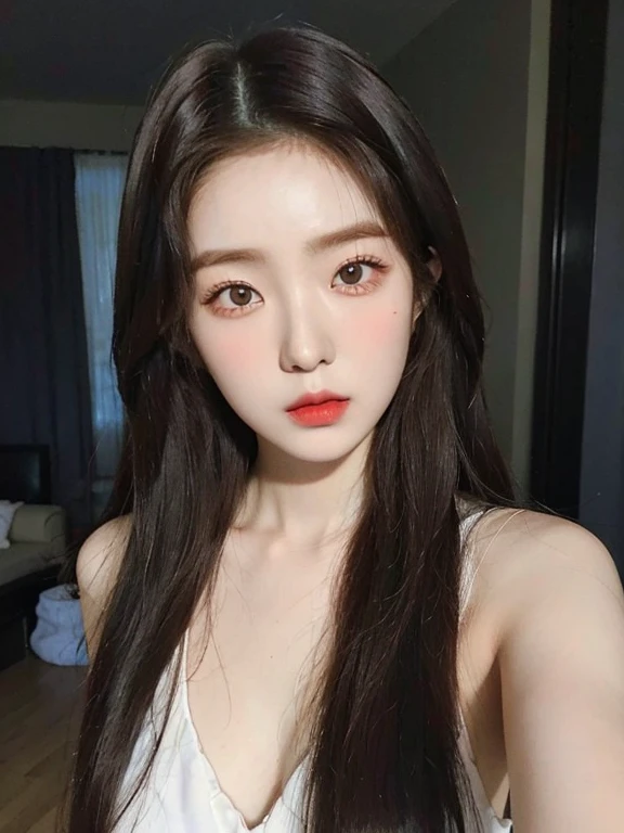 Un primer plano de una mujer con cabello largo con una blusa blanca, maquillaje popular de Corea del Sur, ulzzang, maquillaje coreano popular, Hermosa mujer surcoreana, Joven y adorable rostro coreano, Chica coreana, Hermosa joven coreana, Jinyoung Shin, Beautiful aesthetic face, Hermosa joven coreana, pale round face, Jaeyeon Nam, Rasgos de la cara coreana, Wan adorable cara coreana
