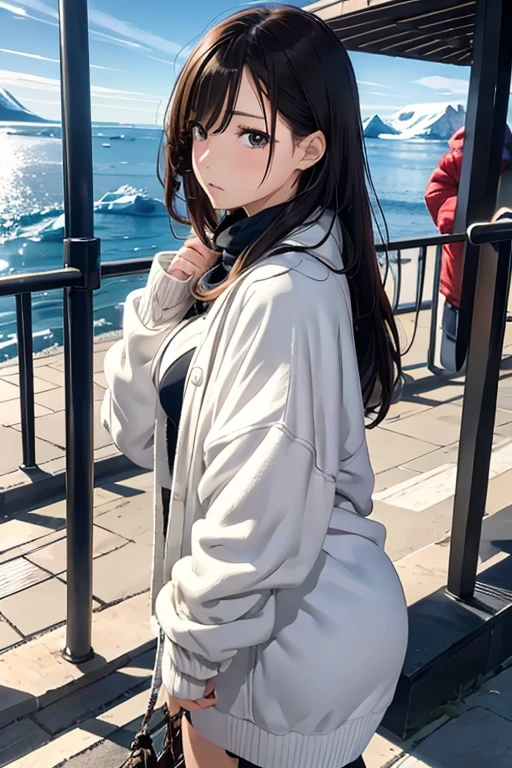Best Quality, masutepiece, 超A high resolution,sexy woman shivering in the cold、walk in antarctica、Wear warm clothes、troubled look、The gaze is looking to the side、complain about something