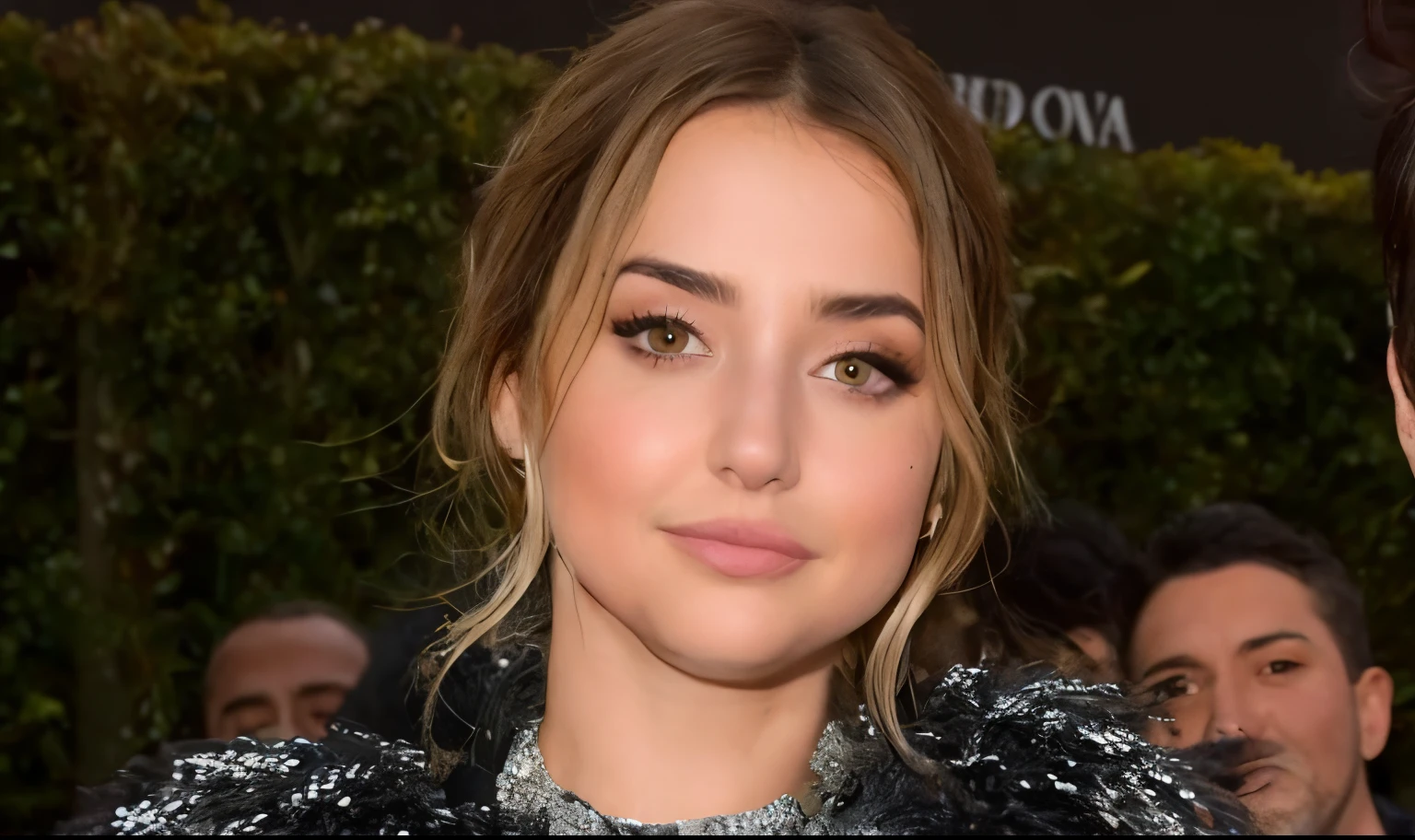 un primer plano de una mujer con un hombre de traje, Ana de Armas, Ana de Armas portrait, Retrato de Ana de Armas, Ana de Armas como Juana de Arco, Lucy Hale, Isabela Moner, Florencia Pugh, olivia culpo, brown hair and large eyes, sydney sweeney, Imogen Poots D&D Paladin