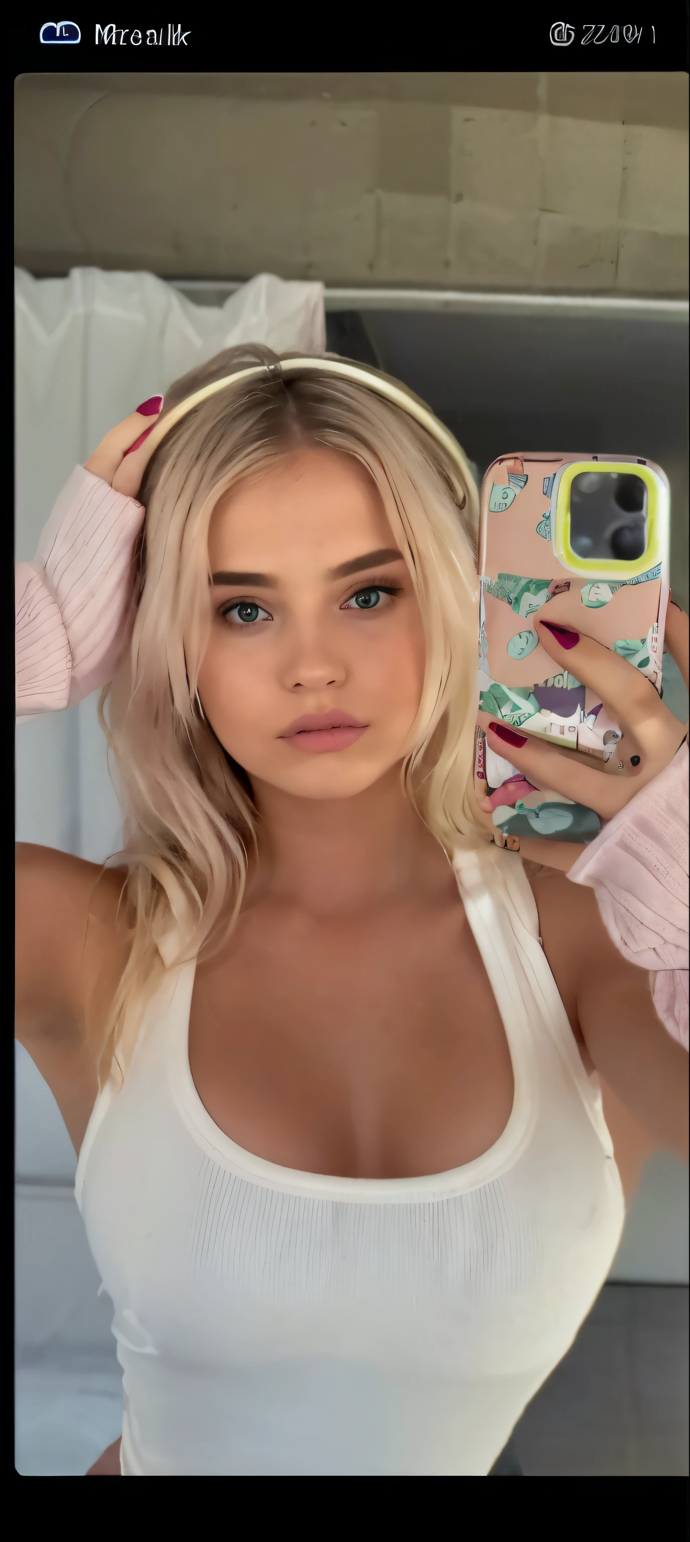 Close-up of a woman holding a cell phone in her hand, Instagram Form, ๐คฌ ๐คฎ ๐ ๐, 2 4 year old female model, ๐ญ๐คฎ ๐, profile pic, ๐ญ ๐คฎ ๐ ๐, aesthetic!!, 18 years old, aesthetic!!!!, Aesthetic!, Smooth in _ Background, She is holding a smartphone