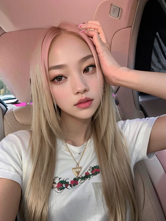 mujer rubia con pelo largo sentada en un auto con una luz rosa, Parque Roseanne de Blackpink, Jossi de Blackpink, Retrato de Jossi de Blackpink, su cabello blanco, Blackpink Jennie, Jaeyeon Nam, Jinyoung Shin, Lalisa Manoban de Blackpink, cabello rubio muy, very pale, JIA, Lalisa Manobal, Taejune Kim, Chica coreana