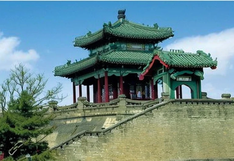 Franco-German building with green roof and red columns, Chinese Ancient Architecture, Chinese architecture, ancient chinese pagoda, beijing, Chinese architecture, Baotou, China, Chinese heritage, Chinese palaces, hou china, Tang Dynasty Palace, Chinese dreamland, ruanjia, Chinese, temple of heaven, Ancient China, the great wall, Chinese traditional, Beautiful images