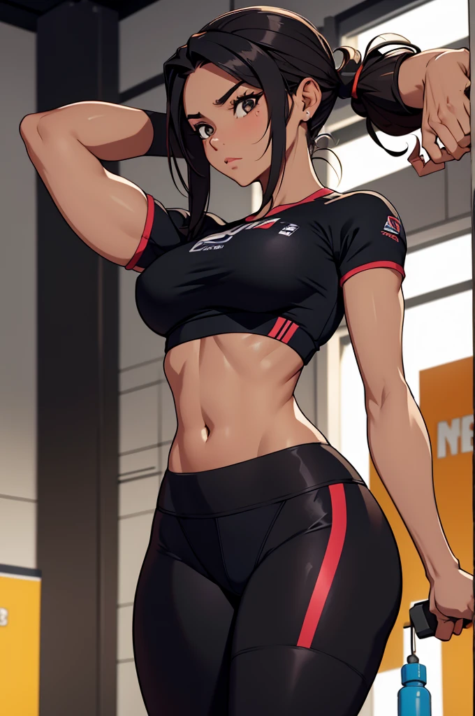 linda jovem fitness com , in a gym wearing May with black tights, morena de cabelos curto tomboy. solo