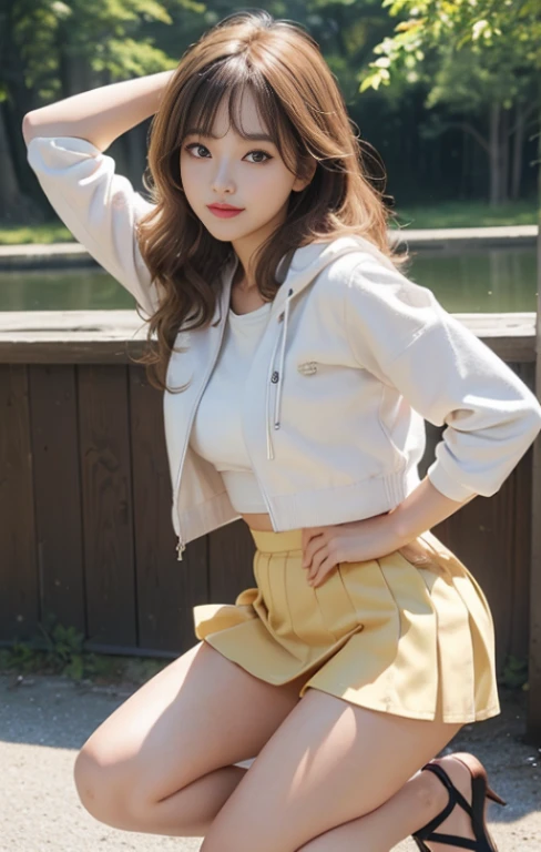 top-quality、masterpiece、超A high resolution、Photorealsitic、Raw foto、1girl in、Sexy appearance、Hair past the shoulders、The lower half is curled and sauvage、Cute smile like a model、frontage、Hair color is blonde、Tight yellow mini skirt、Ordinary high heels、Eyes are double、Wearing mascara、Cute pose like a model、Clear face、Standing in a large park on a sunny day、The season is winter、Wear a trendy white down jacket、Tight yellow mini skirt、